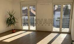 Poslovni prostor / Lokal, Palilula · 103m² · 800€ | SveNekretnine
