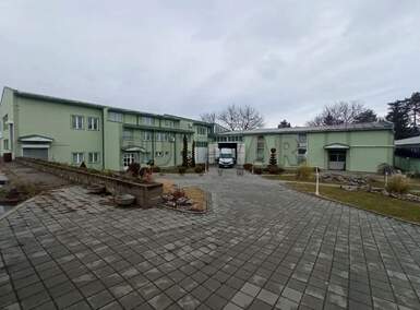 Poslovni prostor / Lokal · 2500m² · 6.250€ | SveNekretnine