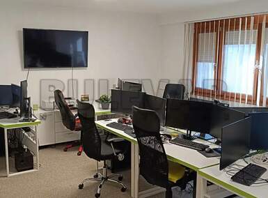 Poslovni prostor / Lokal, Niš · 93m² · 900€ | SveNekretnine
