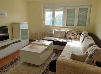 Jednoiposoban stan, Centar · 67m² · 500€ | SveNekretnine