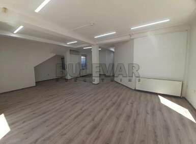 Kuća, Šojka · 670m² · 3.000€ | SveNekretnine
