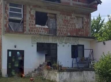 Kuća, Oblačinsko jezero · 200m² · 46.000€ | SveNekretnine