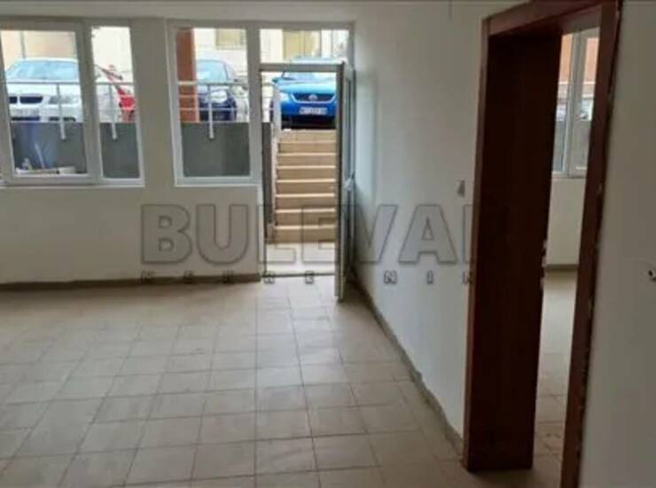 Poslovni prostor / Lokal Niš, Durlan – fotografija 3