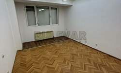 Poslovni prostor / Lokal, Čair · 72m² · 700€ | SveNekretnine
