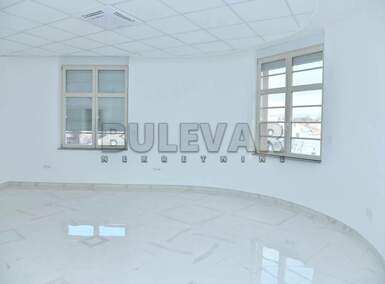 Poslovni prostor / Lokal, Centar · 199m² · 1.400€ | SveNekretnine