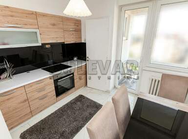 Trosoban stan, Centar · 91m² · 172.000€ | SveNekretnine