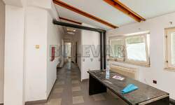 Poslovni prostor / Lokal, Centar · 300m² · 3.000€ | SveNekretnine
