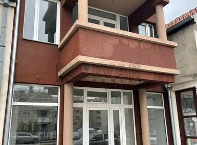 Poslovni prostor / Lokal, Durlan · 250m² · 1.100€ | SveNekretnine