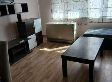 Trosoban stan, Profesorska Kolonija · 72m² · 800€ | SveNekretnine