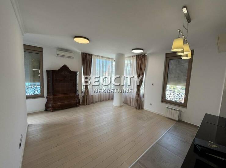 Stan Novi Sad, Centar – fotografija 1