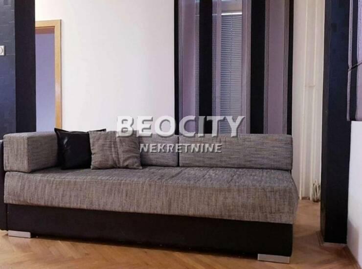 Stan Novi Sad, Bulevar Oslobođenja – fotografija 4