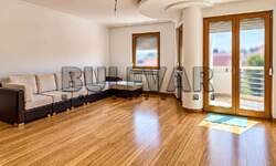 Poslovni prostor / Lokal, Centar · 137m² · 900€ | SveNekretnine