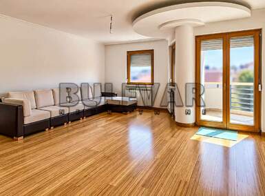 Poslovni prostor / Lokal, Centar · 137m² · 900€ | SveNekretnine