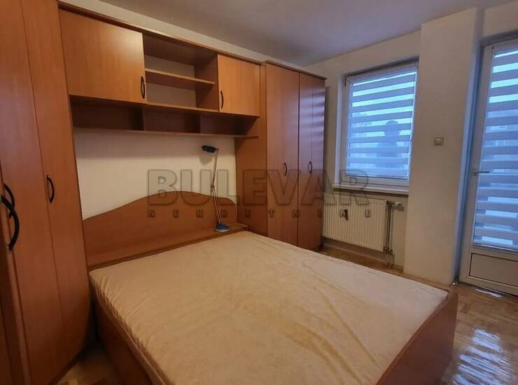 Stan Niš, Crveni pevac – fotografija 10