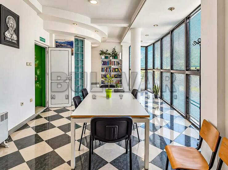 Poslovni prostor / Lokal Niš, Crveni pevac – fotografija 3