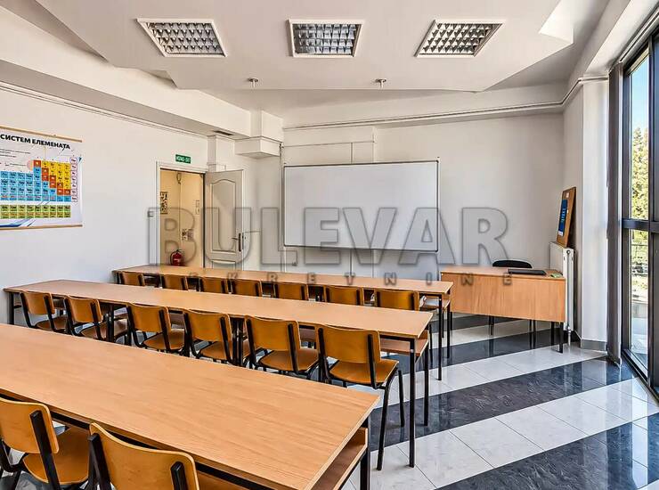 Poslovni prostor / Lokal Niš, Crveni pevac – fotografija 5