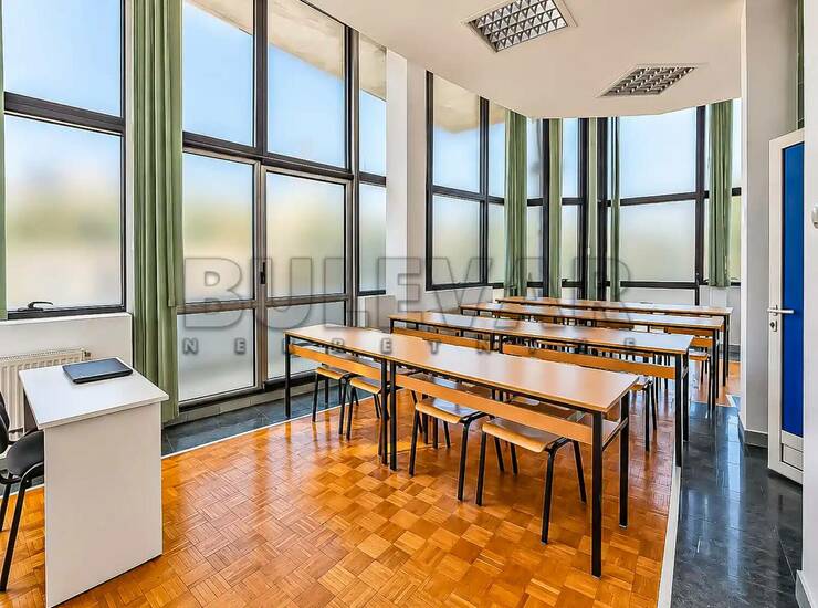 Poslovni prostor / Lokal Niš, Crveni pevac – fotografija 7
