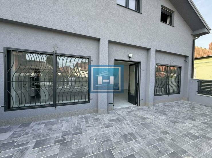 Poslovni prostor / Lokal Ćuprija – fotografija 1