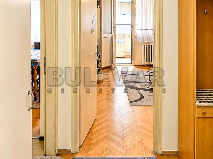 Stan Niš, Bulevar Nemanjića Zona 3 – fotografija 3