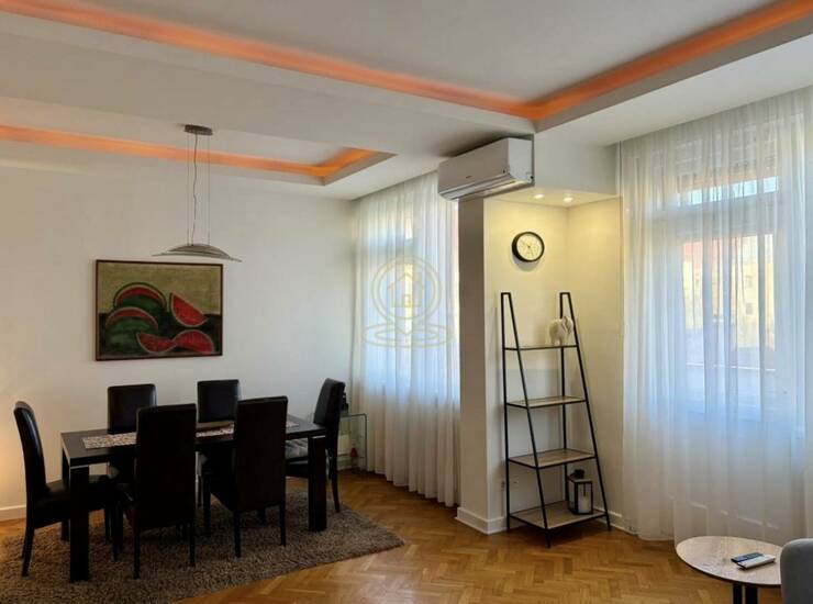 Stan Beograd, Krunski venac – fotografija 3