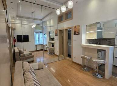 Jednoiposoban stan, Cvetni Trg · 32m² · 850€ | SveNekretnine