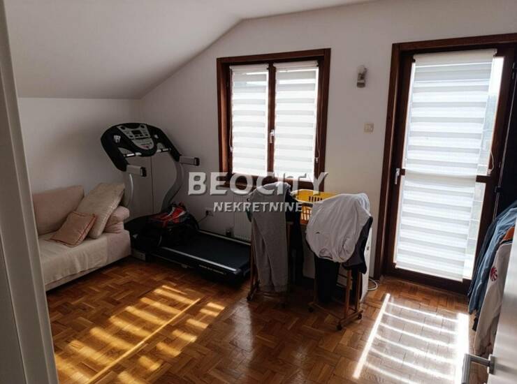 Kuća Beograd, Batajnica – fotografija 10