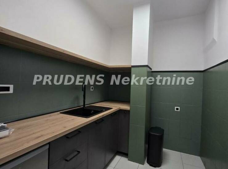 Poslovni prostor / Lokal Beograd, Vukov Spomenik – fotografija 6