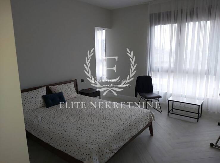Stan Beograd, Hram – fotografija 8