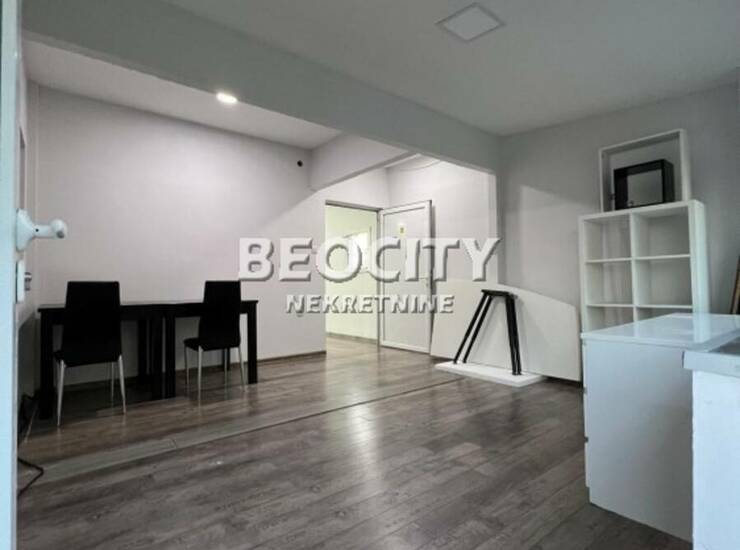 Poslovni prostor / Lokal Beograd, Leštane – fotografija 3