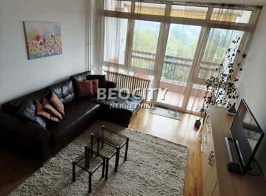 Trosoban stan, Blok 70 A · 72m² · 900€ | SveNekretnine