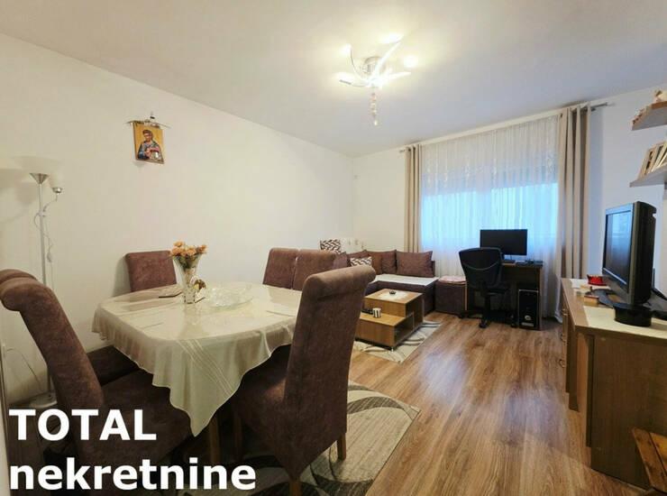 Stan Novi Sad, Adice – fotografija 3