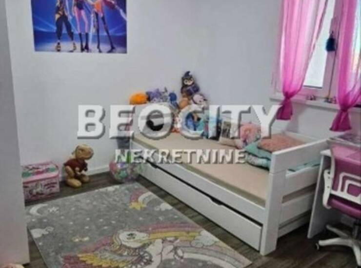 Stan Novi Sad, Adice – fotografija 6
