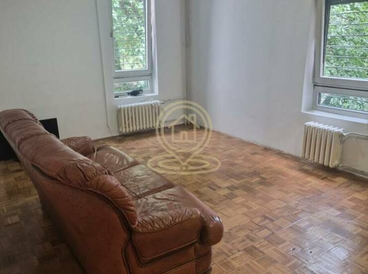 Poslovni prostor / Lokal Beograd, Hram Sv. Save – fotografija 6