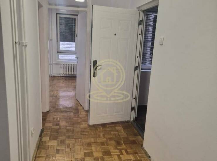 Poslovni prostor / Lokal Beograd, Hram Sv. Save – fotografija 9