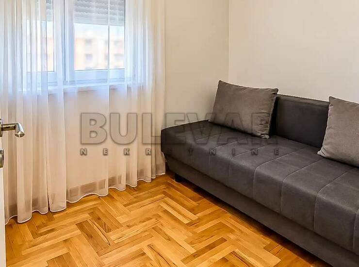 Stan Niš, Pantelej(Niš) – fotografija 11