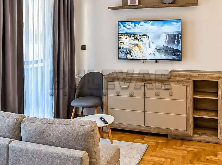 Stan Niš, Pravni fakultet – fotografija 4