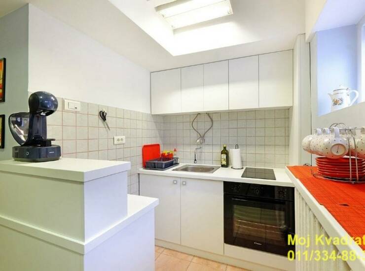 Stan Beograd, Krunski venac – fotografija 6