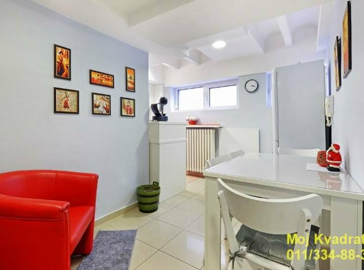 Stan Beograd, Krunski venac – fotografija 9