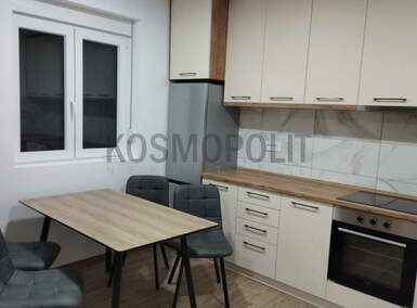 Dvosoban stan, Batajnica · 46m² · 440€ | SveNekretnine