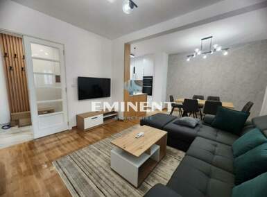 Dvosoban stan, Blok 22 · 70m² · 1.200€ | SveNekretnine