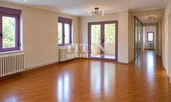 Cetvorosoban stan, Banovo brdo · 120m² · 1.000€ | SveNekretnine