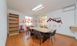 Poslovni prostor / Lokal, Hram · 85m² · 900€ | SveNekretnine