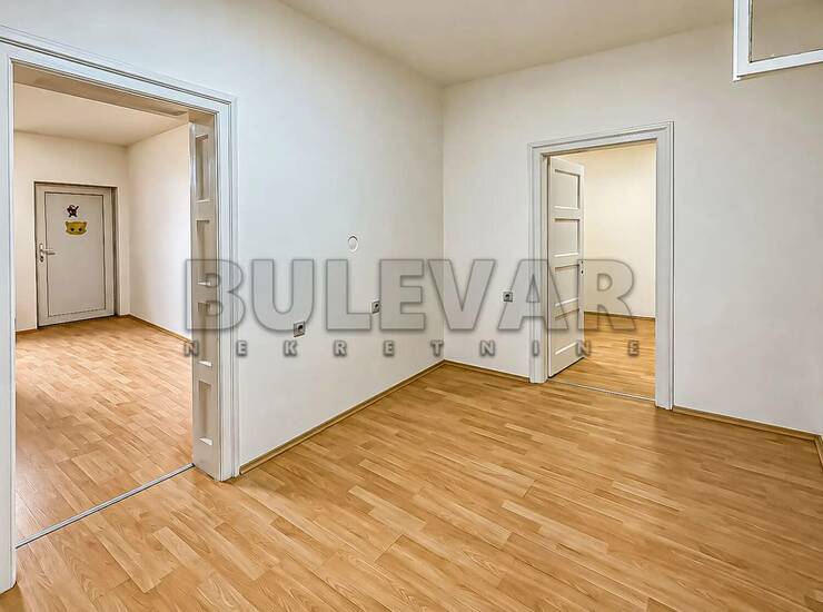 Poslovni prostor / Lokal Niš, Jagodin mala – fotografija 1