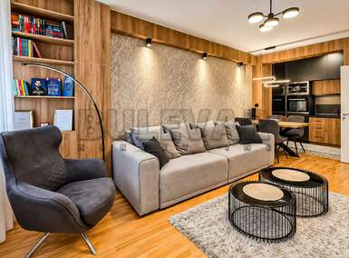 Dvoiposoban stan, Centar · 56m² · 600€ | SveNekretnine