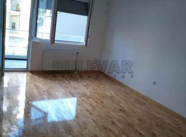 Poslovni prostor / Lokal, Centar · 51m² · 350€ | SveNekretnine