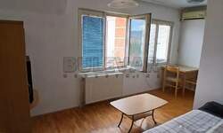 Jednoiposoban stan, Centar · 32m² · 250€ | SveNekretnine