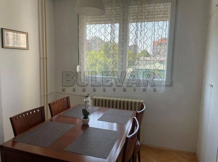 Stan Niš, Bulevar Nemanjića Zona 3 – fotografija 9
