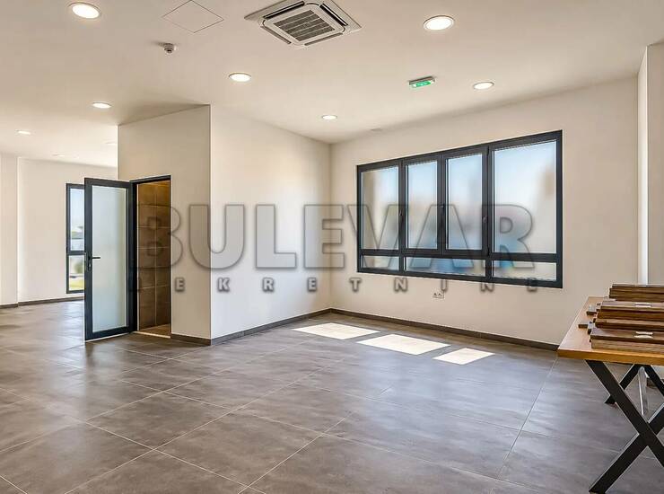 Poslovni prostor / Lokal Niš, Duvanište – fotografija 4