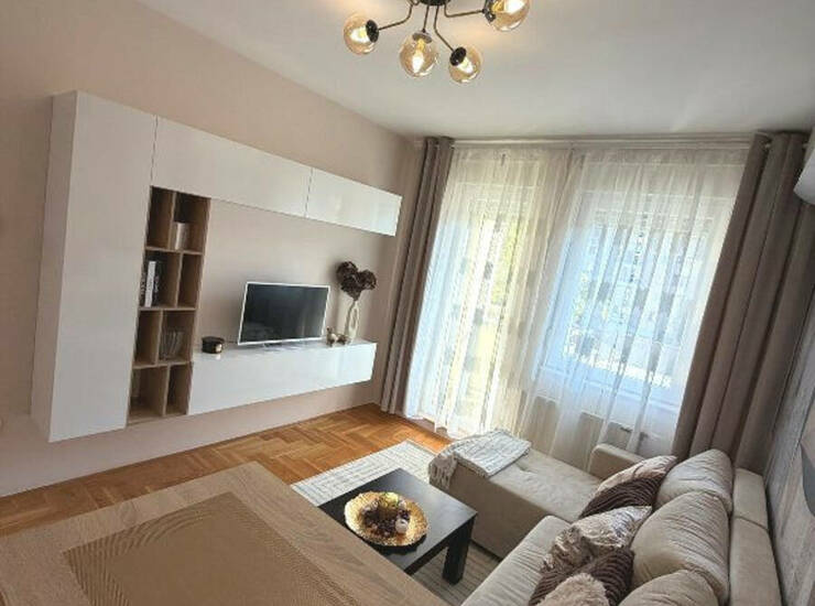 Stan Novi Sad, Nova Detelinara – fotografija 5