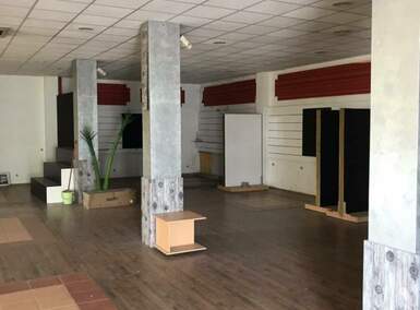 Poslovni prostor / Lokal · 750m² · 4.000€ | SveNekretnine